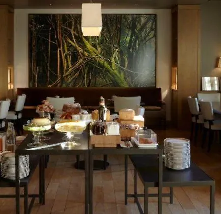 La Maison Troisgros Hotel 5*
